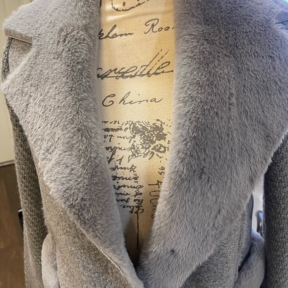 Love Token Polyester & Faux Fur Women’s Winter Jacket - Picture 4 of 6